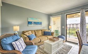 Hilton Head Ocean-View Villa Steps To Beach!